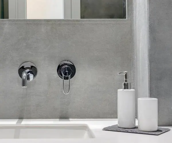 Argento Urban Apartment Ermoupoli