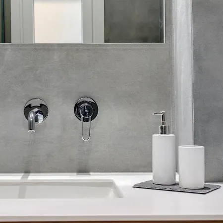 Argento Urban Apartment Ermoupoli
